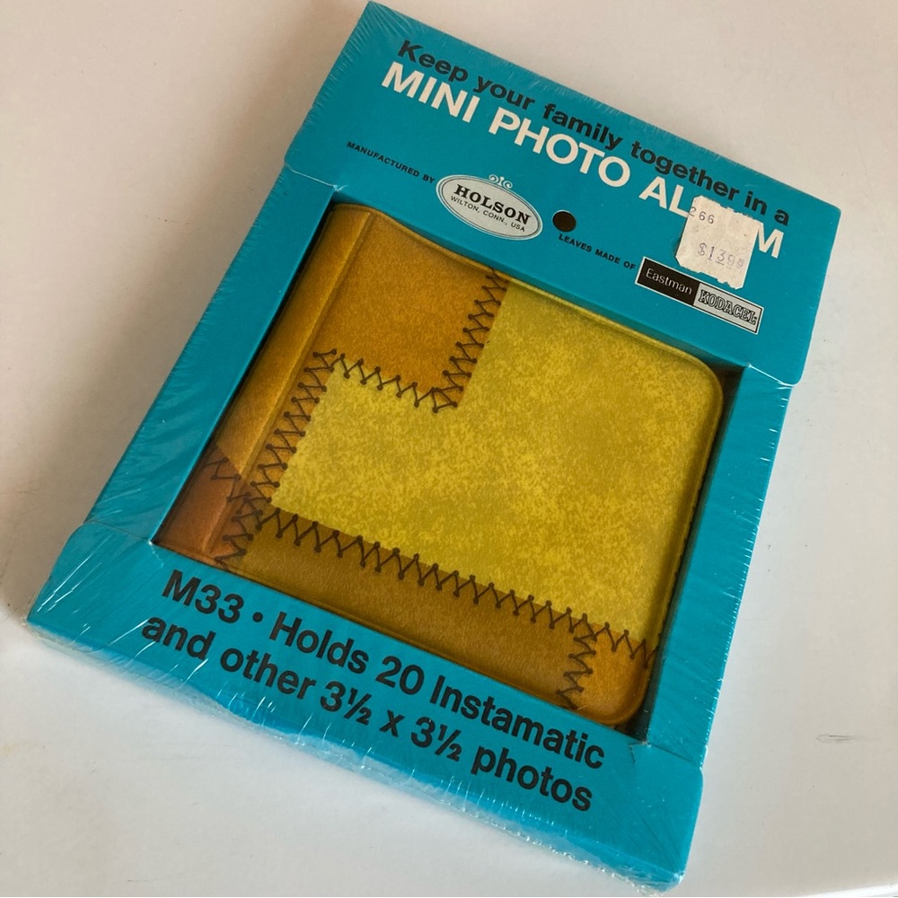 Vintage Square Format Mini sz 3.5” x 3.5” Photo Album Gold Patchwork Vinyl Cover